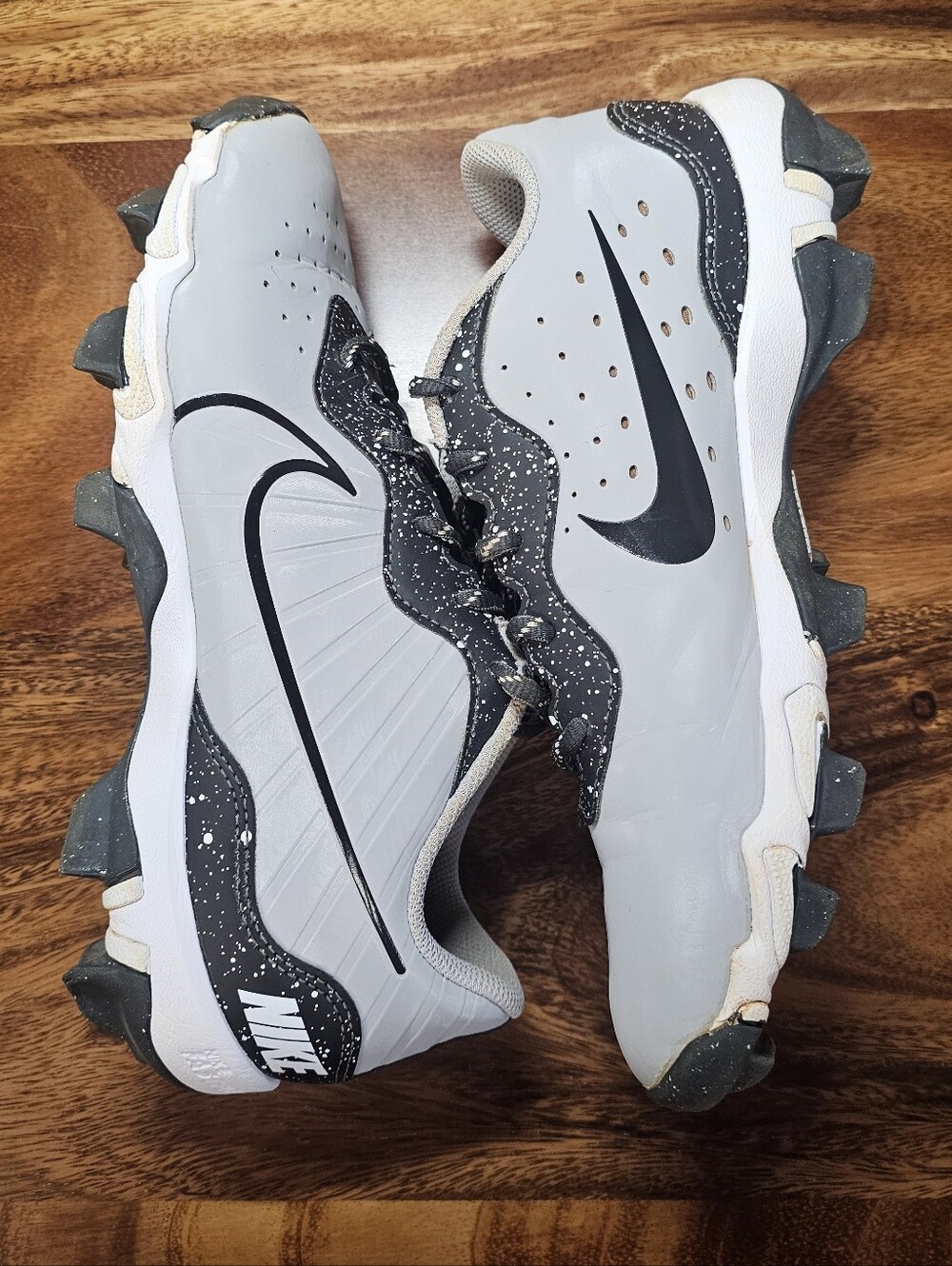 Nike Kids' Gray and Black Cleats
